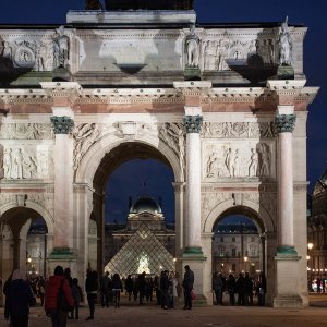 Arc de Triomphe in Paris...... Arndt Neumann